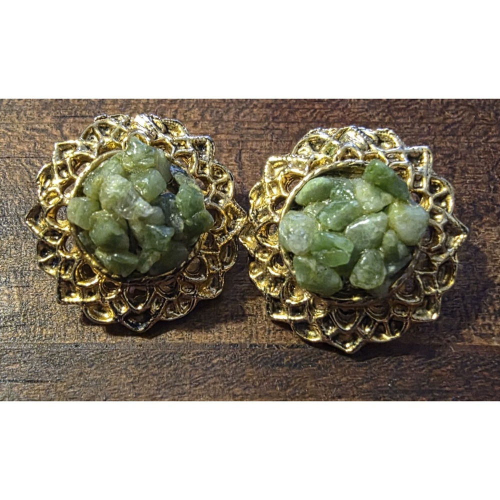 Vintage round chipped Jade seventies aesthetic Clip On Earrings